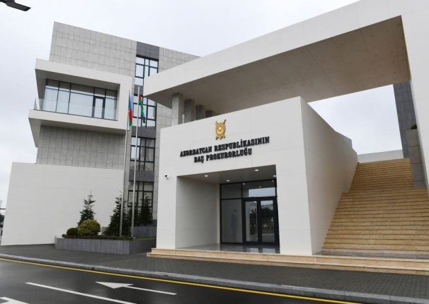 Baş Prokurorluq polis əməkdaşlarının bıçaqlanması ilə bağlı məlumat yaydı