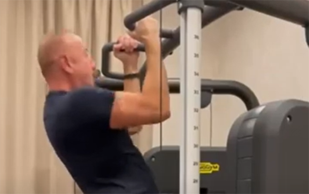 “Mən turnikdə bu hərəkətləri öyünmək üçün göstərmirdim”