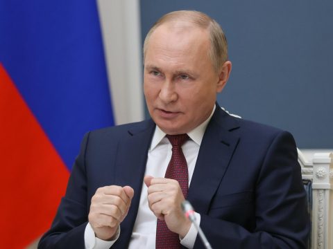 Yalnız bu şərtlə əməliyyat dayanacaq – Putin