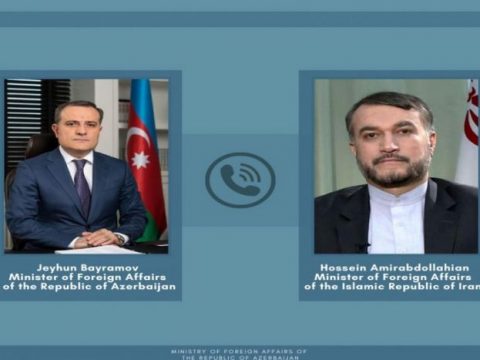 Azərbaycan və İran XİN rəhbərləri Ukraynanı müzakirə etdi