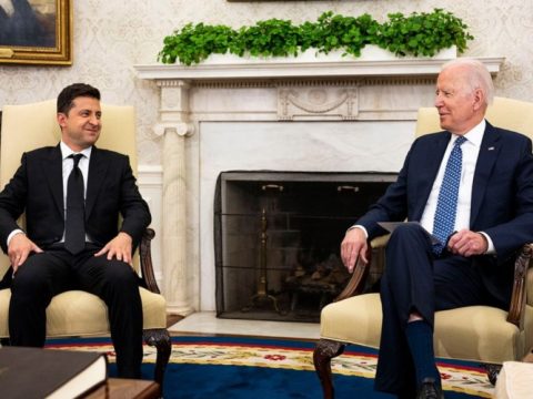 Bayden növbəti dəfə Zelenski ilə müzakirə APARDI
