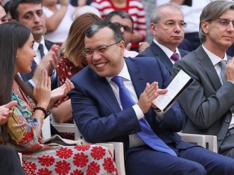 Nazirliyin Sahilində “batan” qazilərin aksiyasına sözardı