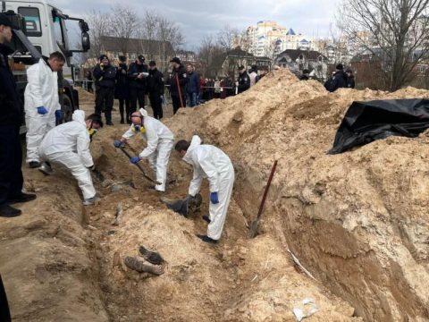 Kiyevdə rusların öldürdüyü 1200-dən çox cəsəd tapıldı