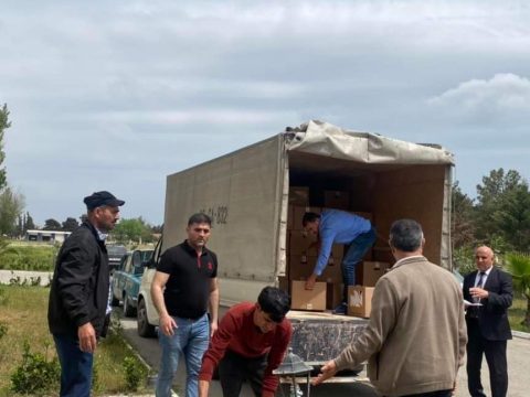 Sabir Rüstəmxanlıdan şəhid ailələrinə bayram sovqatı… – FOTO