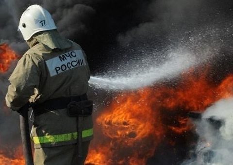 Rusiyada barıt zavodunda yanğın: ölənlər var