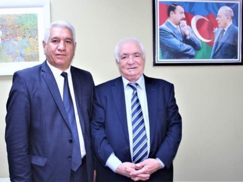 Döyüşən sətirlər… …Zirvə yox Vətəndən uca! –