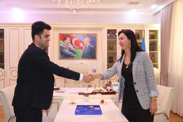 Vəsilə Möhsümovanın Bərdə rayon Gənclər və İdman İdarəsinin rəisi Hikmət Ələkbərli ilə işgüzar görüşü olub.