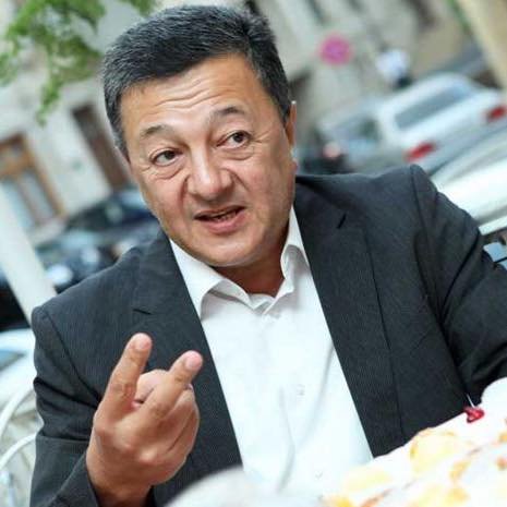 VƏTƏNƏ TƏN DAŞ…