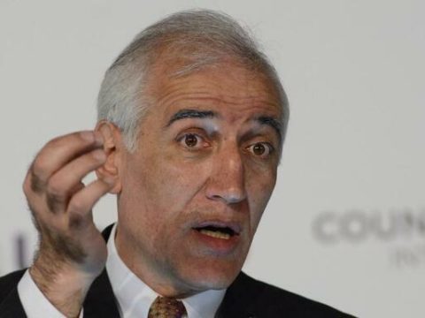 Xaçatryana xiyar gətirdilər: Bundan fərqlənmirsən! – Video