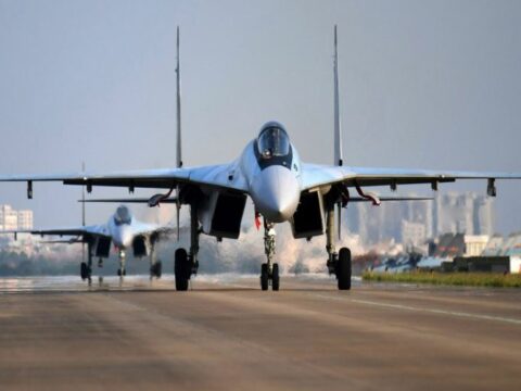 Çin qırıcıları Tayvana istiqamətləndi