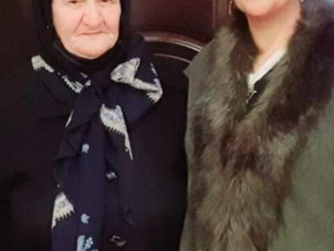 Kitab-kitab sözlərimin müəllifi- mənim anam..