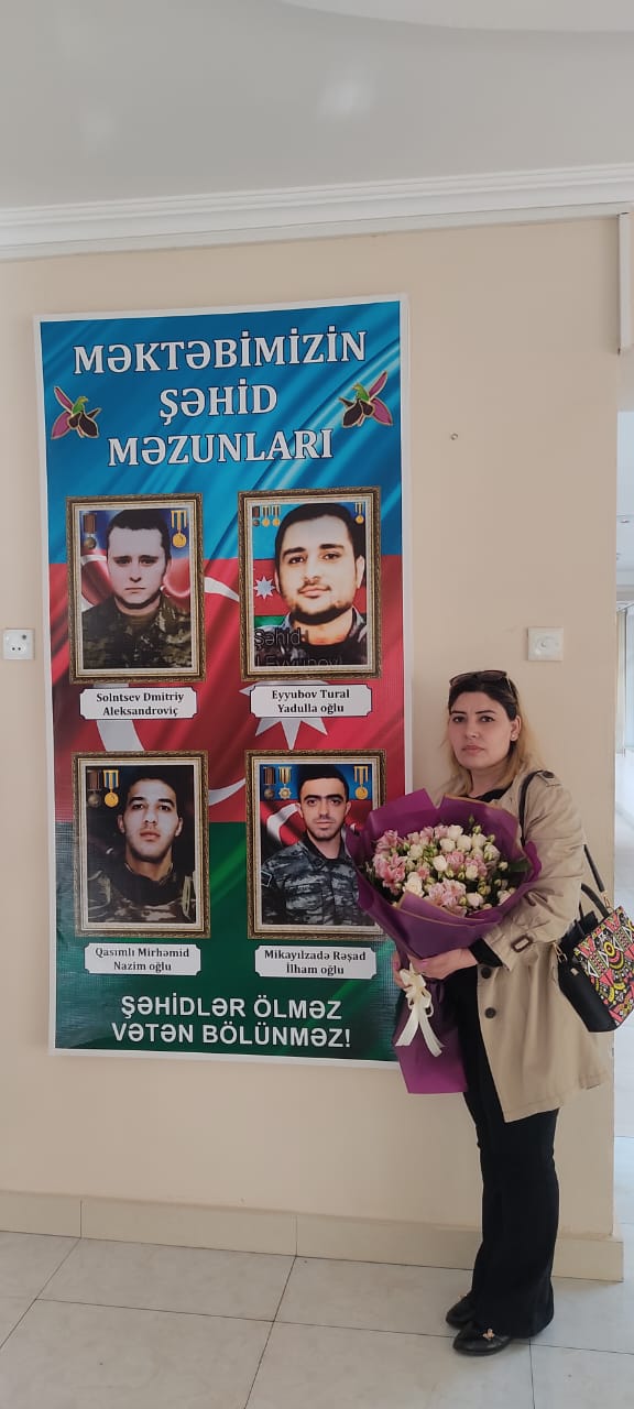 Nəsimi rayonu 240 saylı məktəbdə şairə Esmira Günəşlə görüş keçirildi