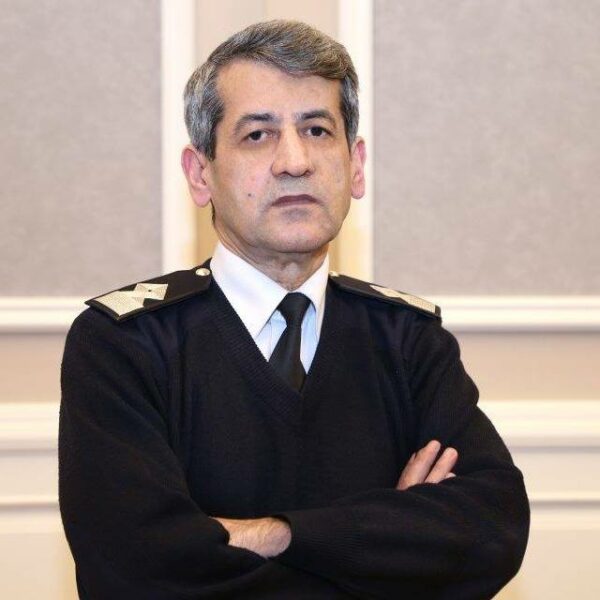 Rasif İmanoğlu şeirinə baxış... Rasif İmanoğlu şeirinə baxış...