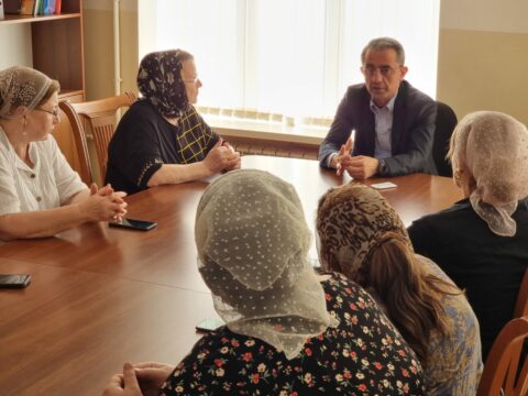 Səlim Babullaoğlu ilə Qroznıda görüş keçirildi