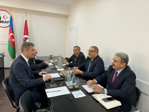 “Sivil Toplum” Monitorinq Koalisiyası Prezidentliyə namizədlərlə görüşlər keçirir  