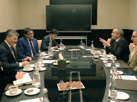 “Sivil Toplum” Monitorinq Koalisiyası Prezidentliyə namizədlərlə görüşlər keçirir  