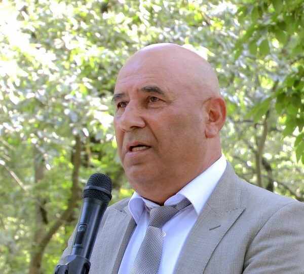  Ruhumuzun çövhərli, evimizin çırağaı  - ANALAR