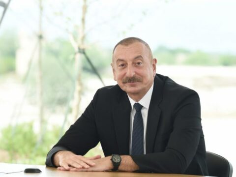 Prezident Gəncəyə getdi