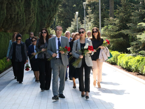 Azərbaycan Universitetində ümummilli lider Heydər Əliyevin xatirəsi anılıb