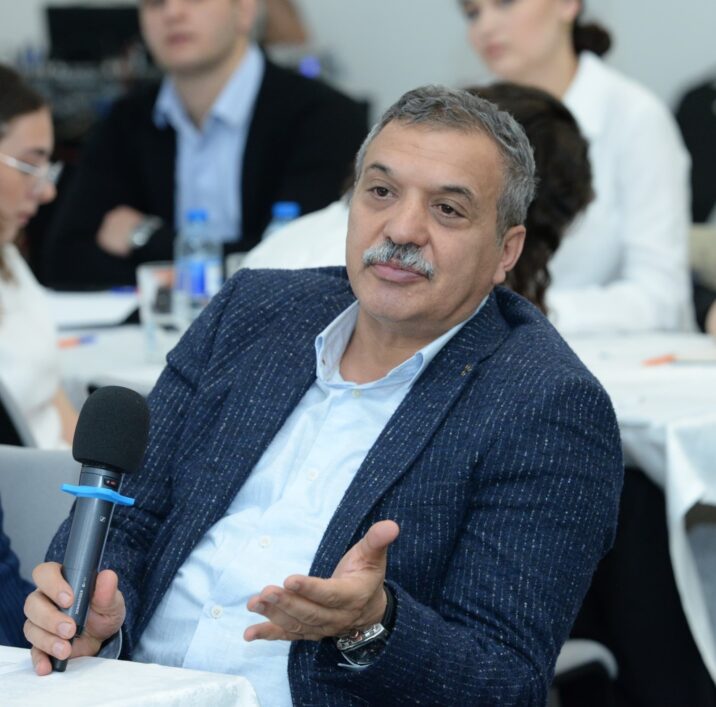 Ekspertdən açıqlama: “Turistlər, onların ölkədə özlərini necə aparmaları ilə bağlı xüsusi yanaşma olmalıdır”