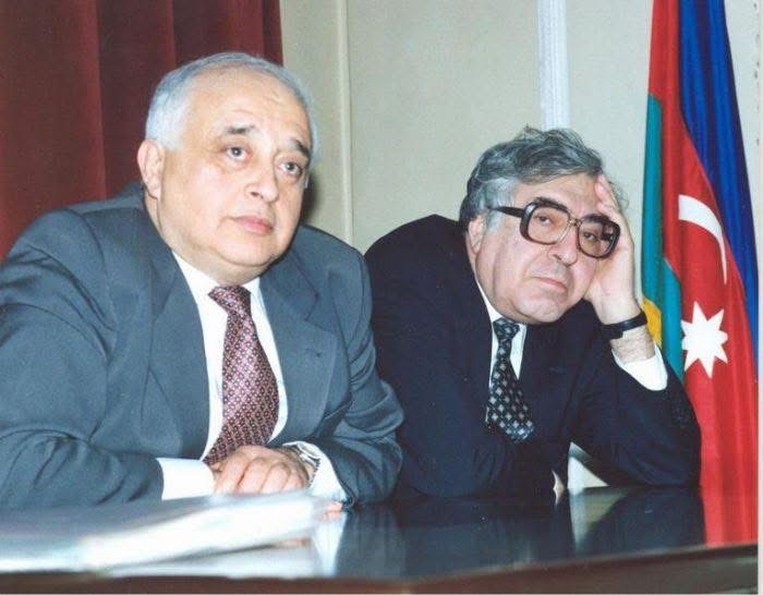 “Geriyə baxma, qoca…” Darıxma, Anar – Günel Balakişi yazır