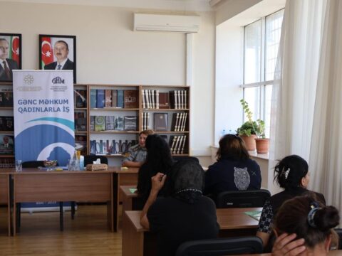 “Gənc qadın məhkumlarla iş” layihəsini həyata keçirmişdir