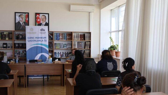 “Gənc qadın məhkumlarla iş” layihəsini həyata keçirmişdir