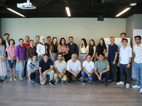 “Rəqəmsal sağlamlıq: gələcəyə qayğı” layihəsinin bağlanış mərasimi keçirildi