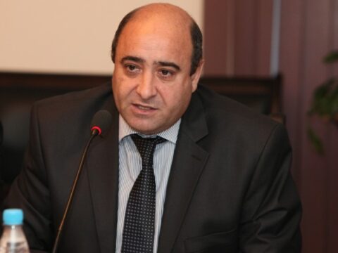 “Dünya sənin, dünya mənim, dünya heç kimin…”