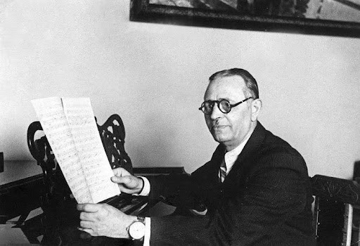 15 qəpiyə kitab satdı, Stalinə opera əzbərlətdi, erməni fitnəsinə qurban getdi…