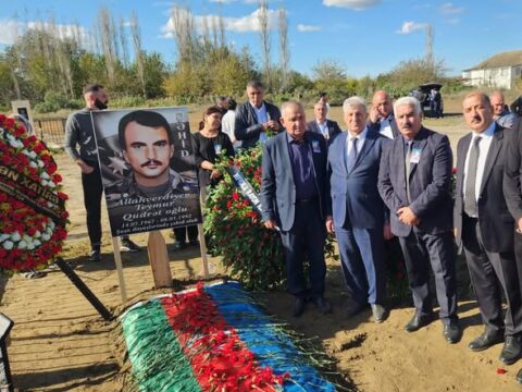 Şəhid Teymur Allahverdiyev 33 ildən sonra torpağa tapşırıldı