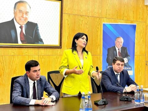 Deputat Elnarə Akimova “Ümummilli Lider Heydər Əliyev mühazirələri” layihəsi çərçivəsində tələbələrlə görüşdü