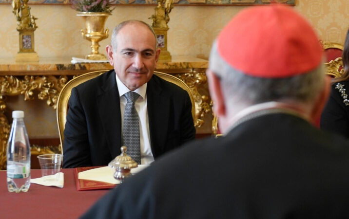 Paşinyan Vatikanda Azərbaycanla sülhdən danışdı