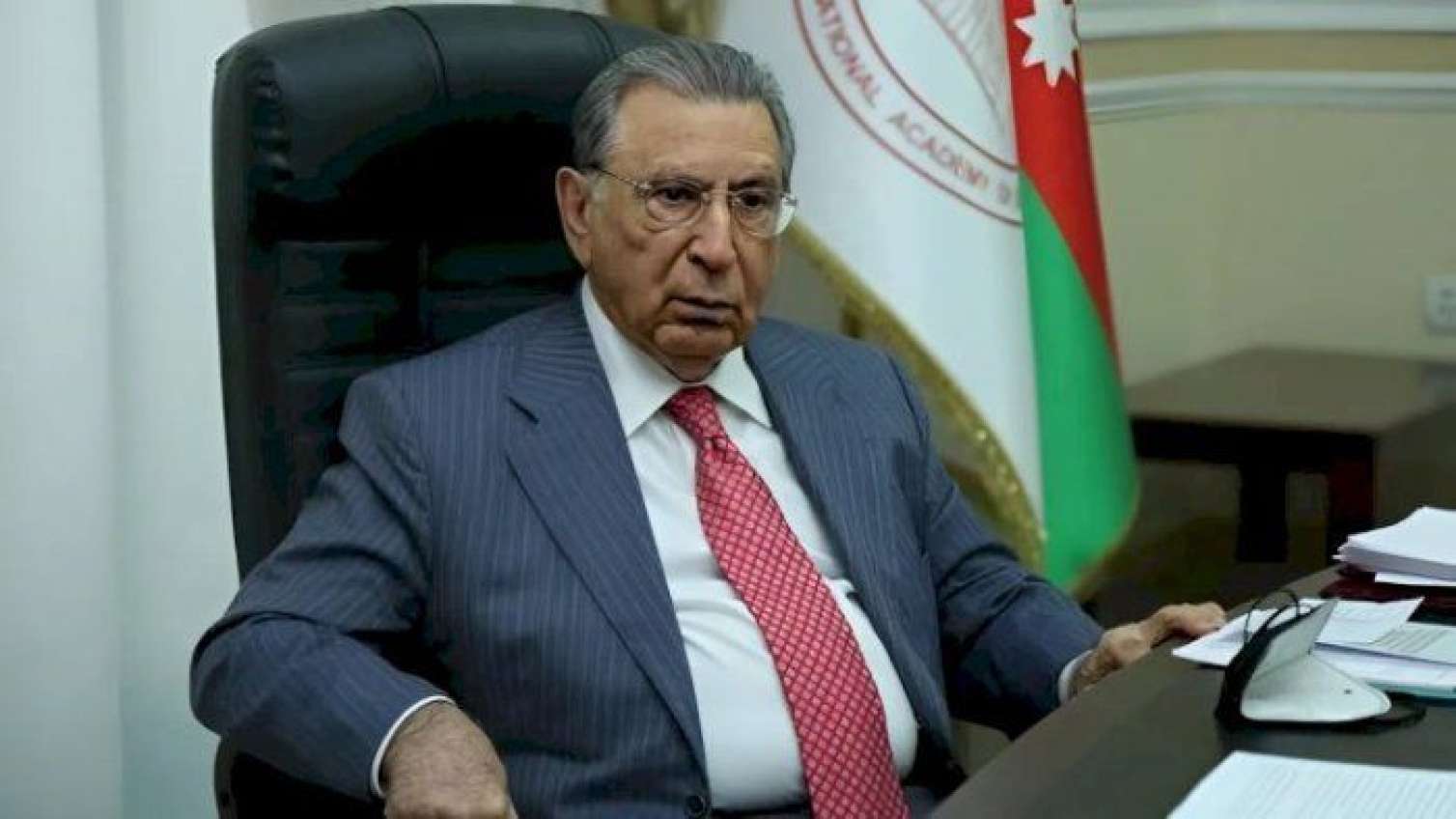 Ramiz Mehdiyevin yaxın qohumu Xırdalanı qarışdırdı - “Buxur Vüsal” kimdir?