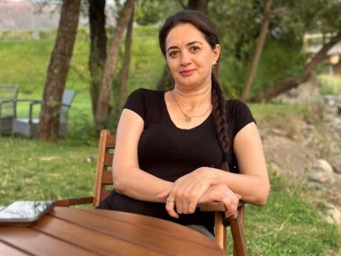 “…qollarım da asi çıxdı, əllərimi utandırdı göylərdən…” – Sevinc QƏRİBin yeni şeirləri