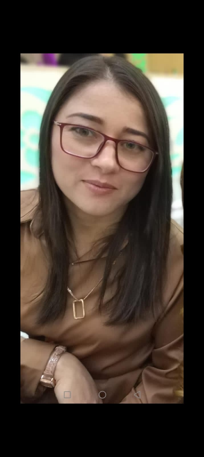 Yazın boyadığı yaşıl yarpağın, Rəngini dəyişir, saraldır payız – Rəqsanə Tacirqızının şeirləri