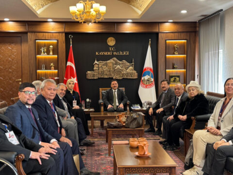 Kayseridə Türk dünyası şairlərinin iştirakı ilə Beynəlxalq ədəbi toplantı keçirilib