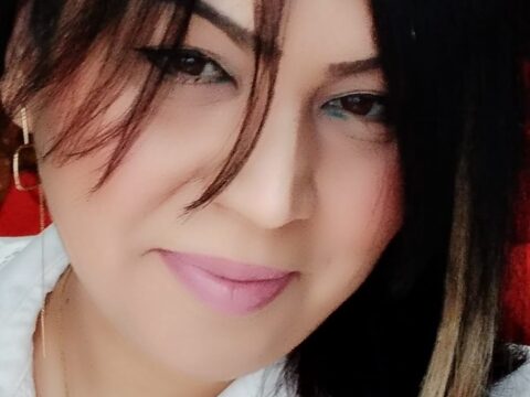 Vəfa Mürsəlqızı : Hər gecə girir yuxuma, Unutmağa çalışdığım