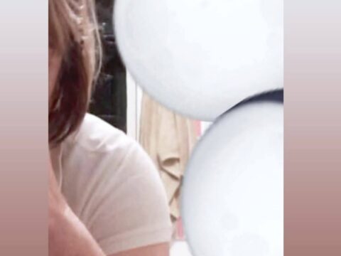 Arzu ADA: Yalnızların yazdıgı Qan olur, qada olur Sığındığı limanlar Tək tənha ada olur