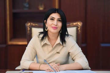 Üçrəngli Qürur – Azərbaycan Bayrağına Ehtiram Günü – Elnarə Akimova yazdı