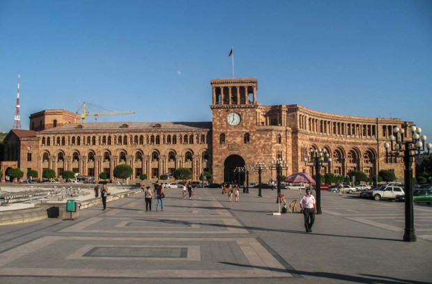 Erməni nazirlər Azərbaycanla sülh şəraitindən qürur duymağa başlayıblar…