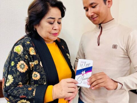 “Tanınmış özbək şairəsi Fəridə ƏFRUZUN qəlb telefonu…”