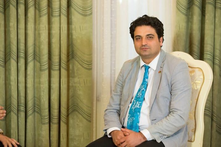 Güneyli şair Sayman Aruzu darmadağın etdi