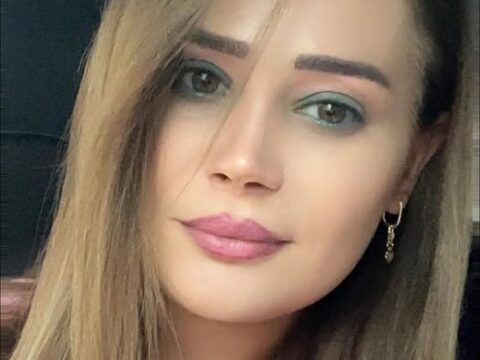 Ülkər NİCAT:-Kövrək ürəyimə təsəlli kimi, Yağış damcıları üzümü öpür