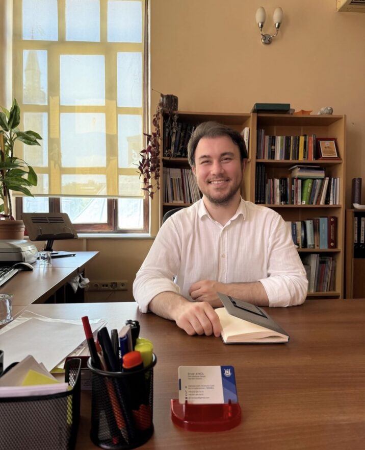 Vahid Məmmədlinin “Leyli və Məcnun” əsəri haqqında- Ənvər Aykol yazır