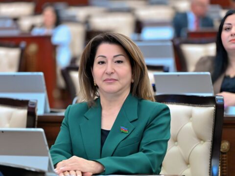 Dövlətə xəyanət, xalqa arxa çevirmək ən ağır cinayətdir!