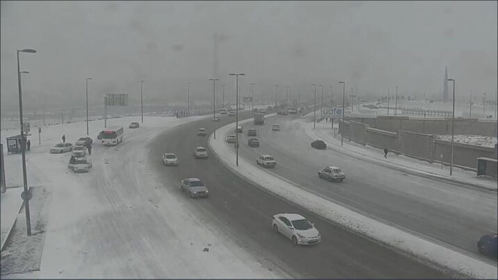 Sabah Bakıya qar yağacaq, güclü külək əsəcək