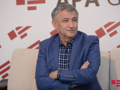 Qəşəm Nəcəfzadədən iki şeir…