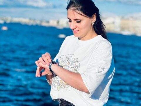 Sevinc Yunuslu: -Kürəyimdəki ən dərin Yaraları qucaqladın