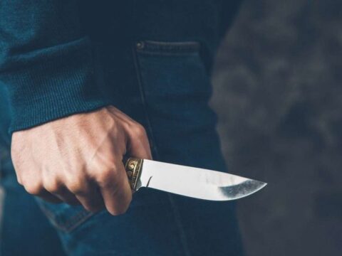 Cəlilabadda 17 yaşlı yeniyetmə bıçaqlandı Cəlilabadda 17 yaşlı yeniyetmə bıçaqlandı